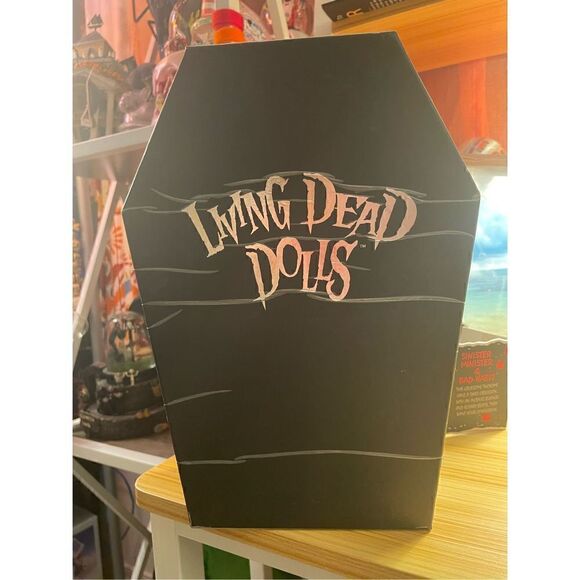 Mezco Living Dead Dolls Sinister Minister & Bad Habit Spencers Exclusive 2000 - Picture 9 of 16